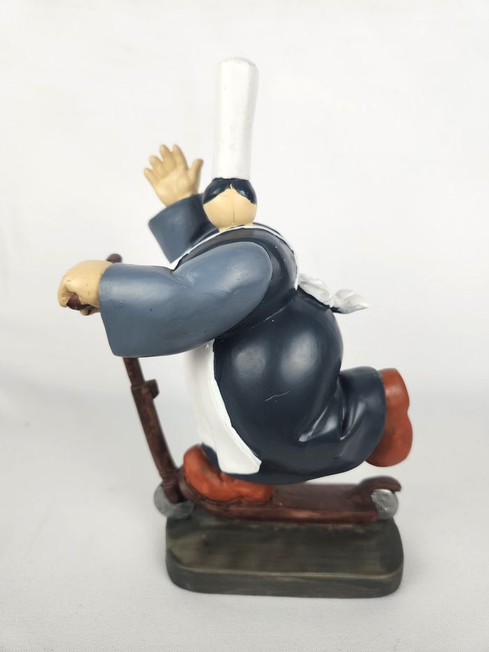 Figurine Bretonne Trottinette - Han David J.P. - Humour Régional Style Goudig - photo numéro 2