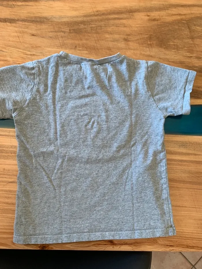 T-shirt sequins taille 8 ans - photo numéro 4