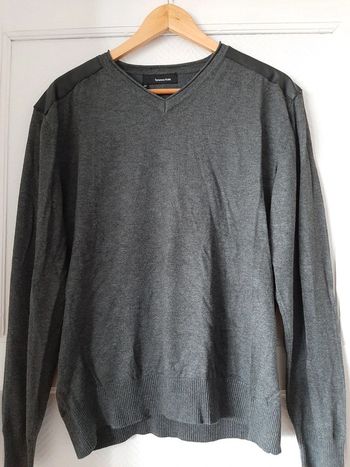 Pull gris
