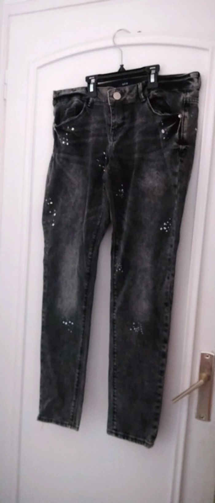 Pantalon skinny gris effet tâches blanches neuf femme 42/44 kiabi