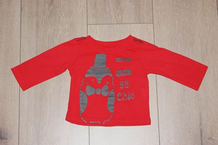 Maillot manche longue rouge. Garçon 3 mois. Marque In Extenso