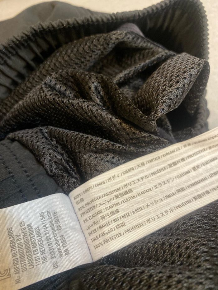 Short de bain noir taille S Hollister neuf - n24j - photo numéro 4