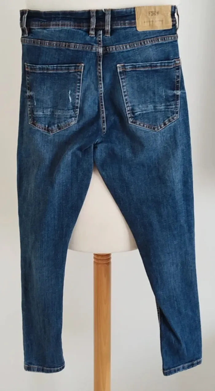 Jean troué bleu FSBN taille 16 ans - photo numéro 3
