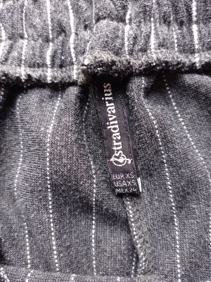 PANTALON STRADIVARIUS Gris Rayé. - photo numéro 5