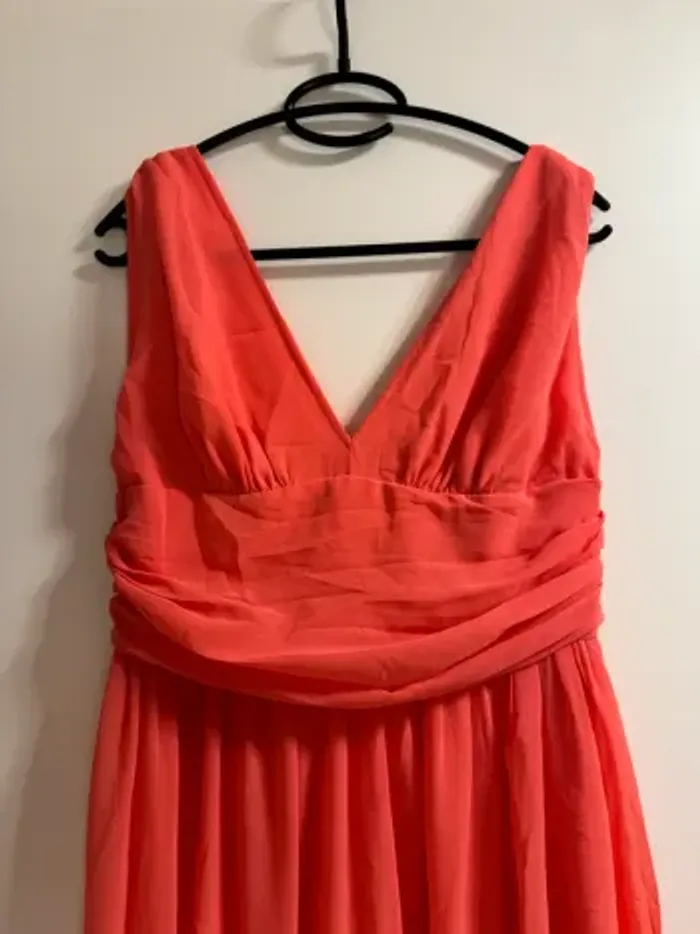 Robe de soirée / demoiselle d'honneur / bal de fin d'année - photo numéro 2