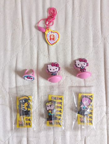 Lot de 7 divers articles