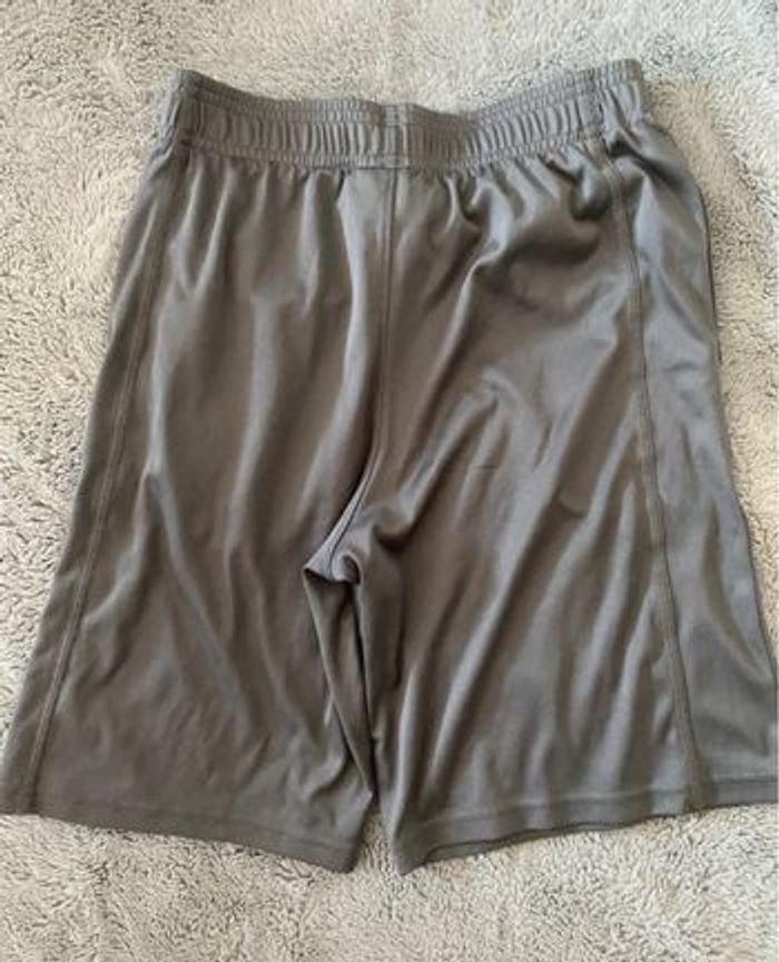 Short garçon - photo numéro 2