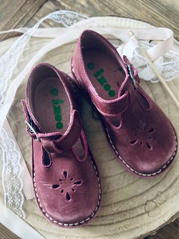 Sublime chaussure Salomé fille en cuir pointure 25