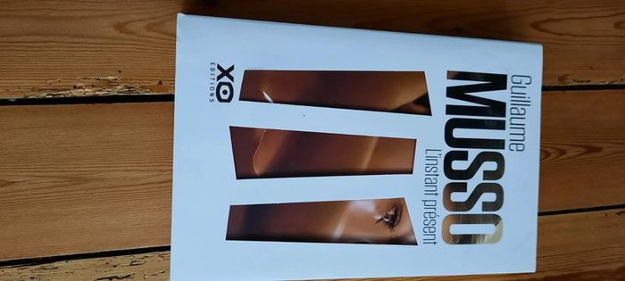 Livre L'instant présent de Guillaume Musso