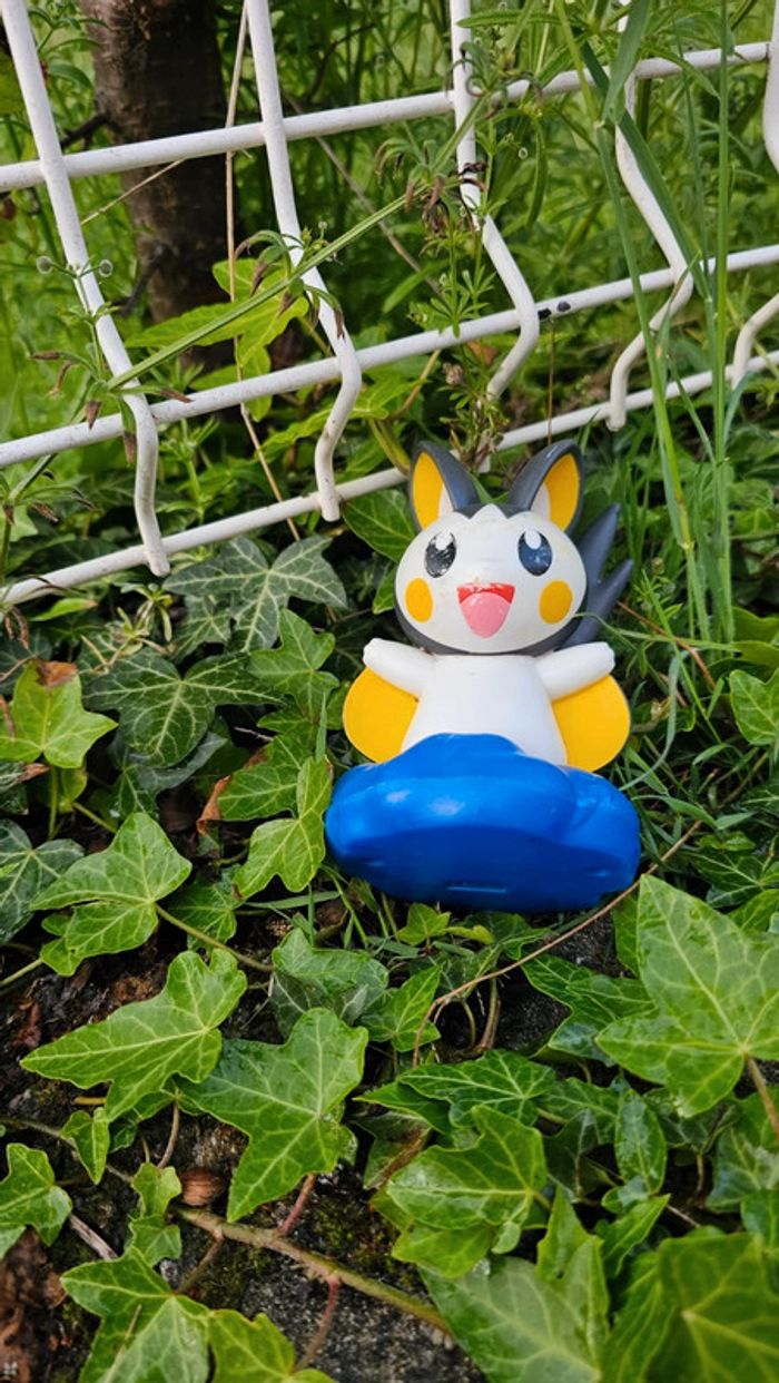 Super figurine Pokemon Nintendo emolga - photo numéro 2