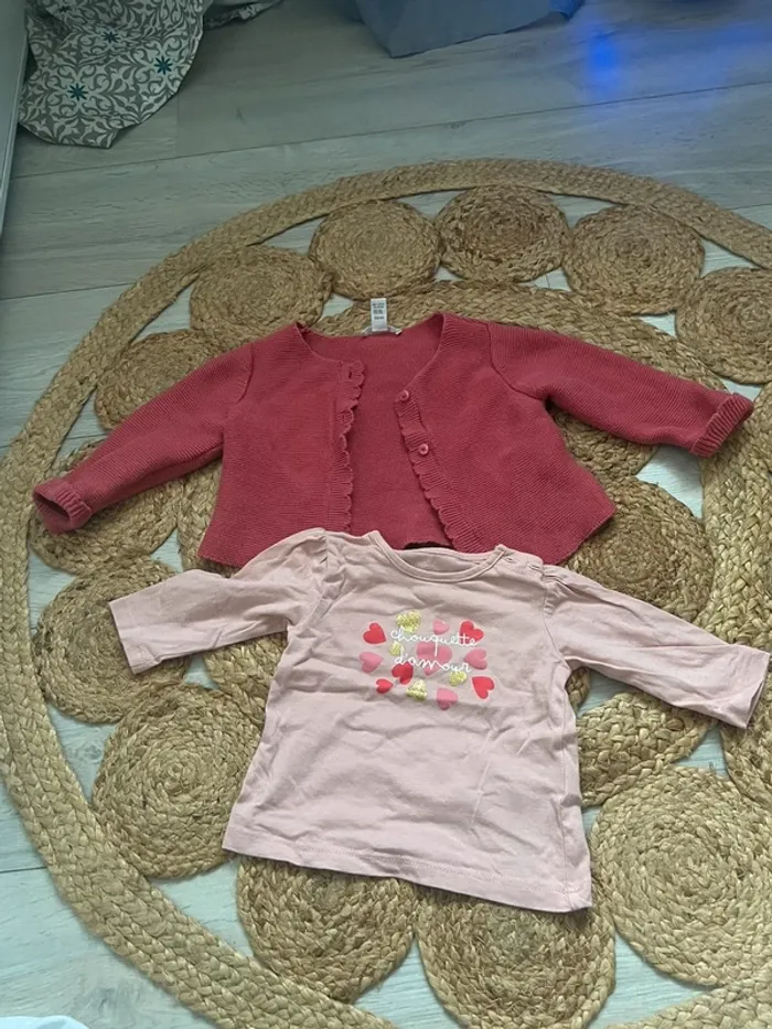 Ensemble veste obaïbi t-shirt Gemo fille 6 mois - photo numéro 3