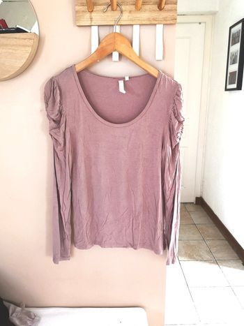 Top manches froufrous col rond