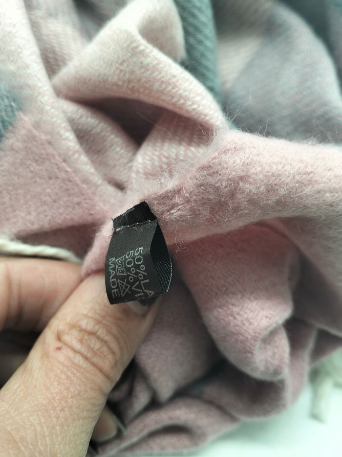 Écharpe style Burberry - photo numéro 4