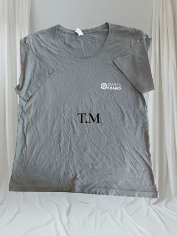 T-shirt homme T.M neuf sans étiquette