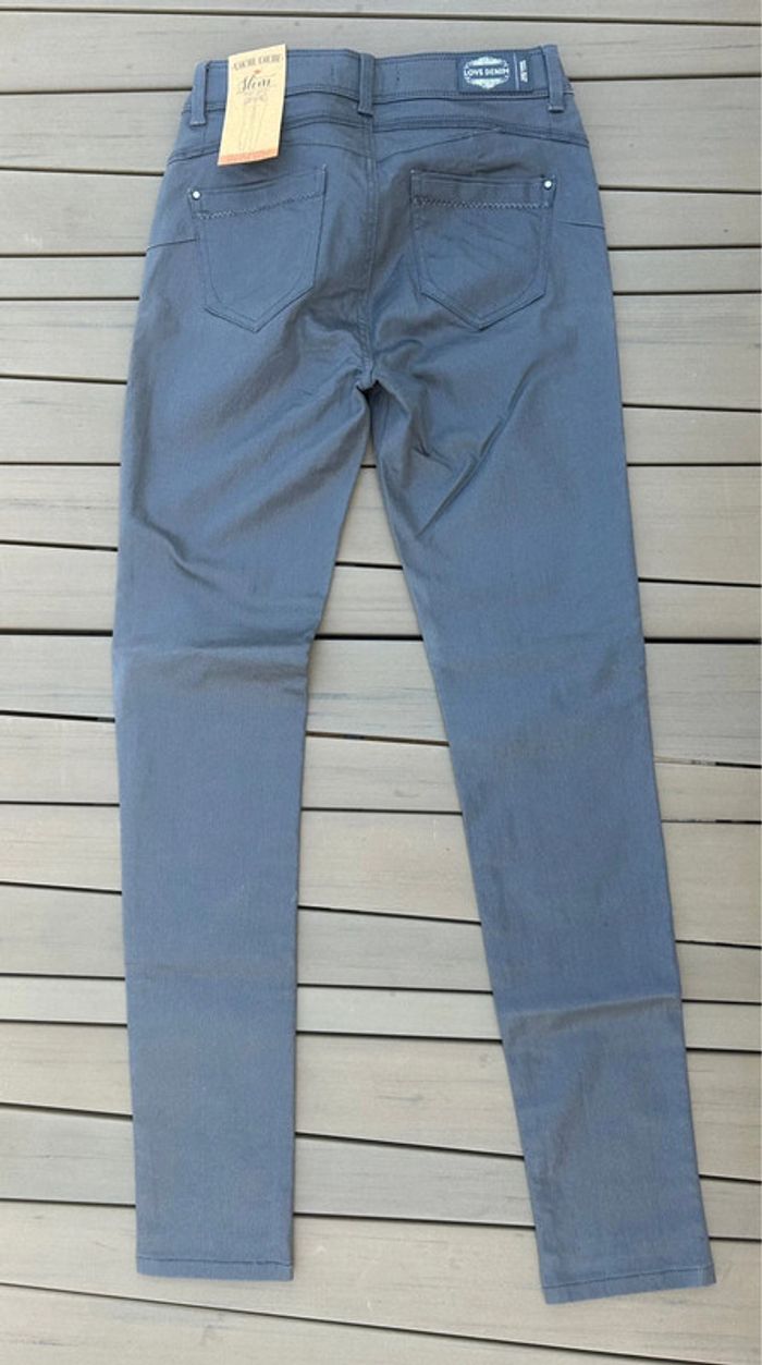 Pantalon neuf taille 34 - photo numéro 2