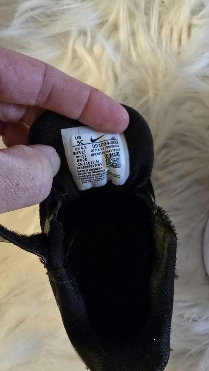 Neuves (non portées) 🤩🥰baskets NIKE unisex pointure 21 🥰🤩 - photo numéro 5