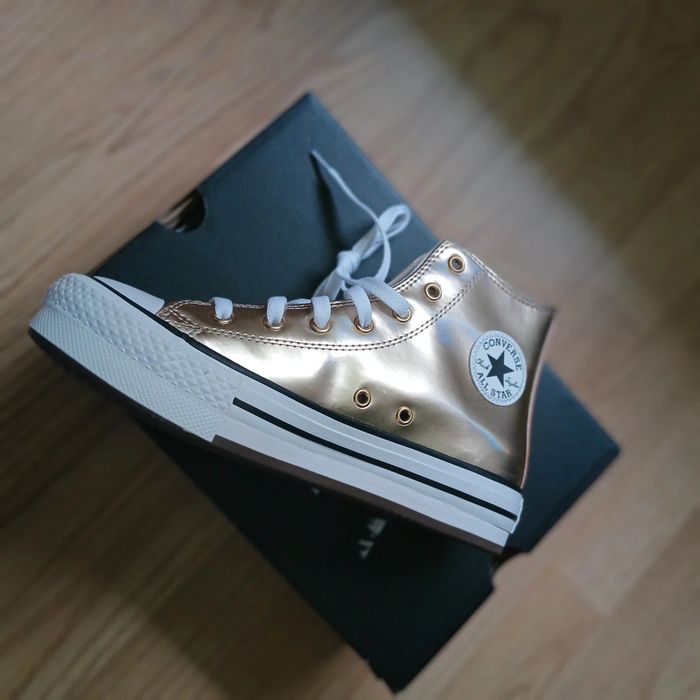 Converse plateformes dorée 37.5 neuves - photo numéro 3