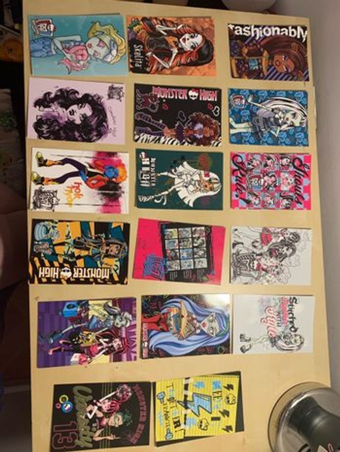 Lot de 65 images Monster High à collectionner Panini 2011 - photo numéro 2