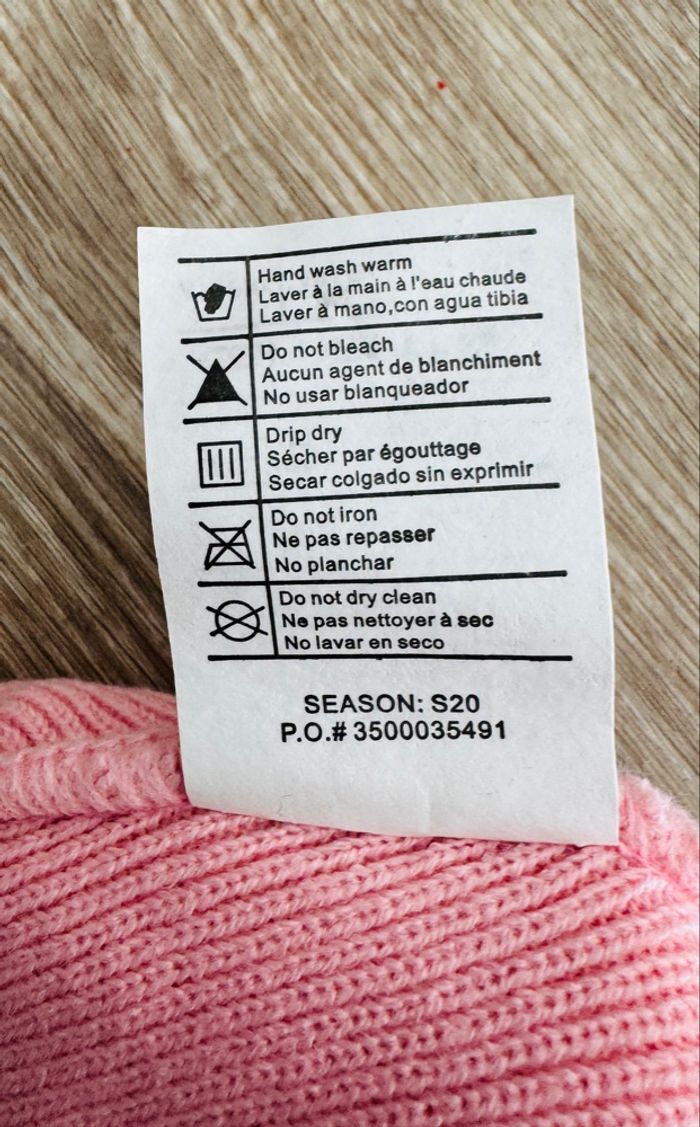 Bonnet carhartt rose neuf - photo numéro 3