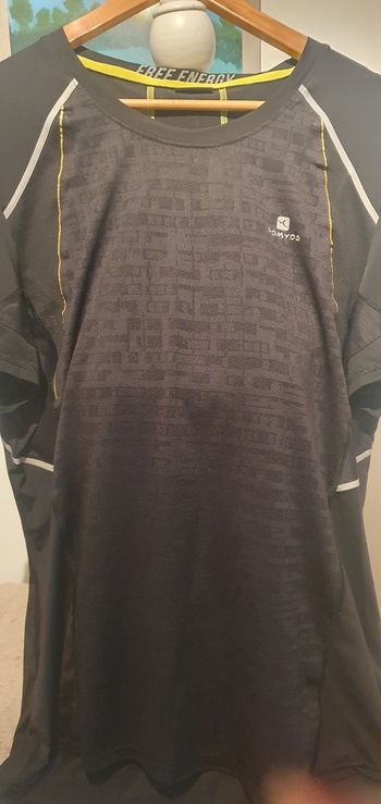 Tee shirt runing homme taille xxl marque Domyos