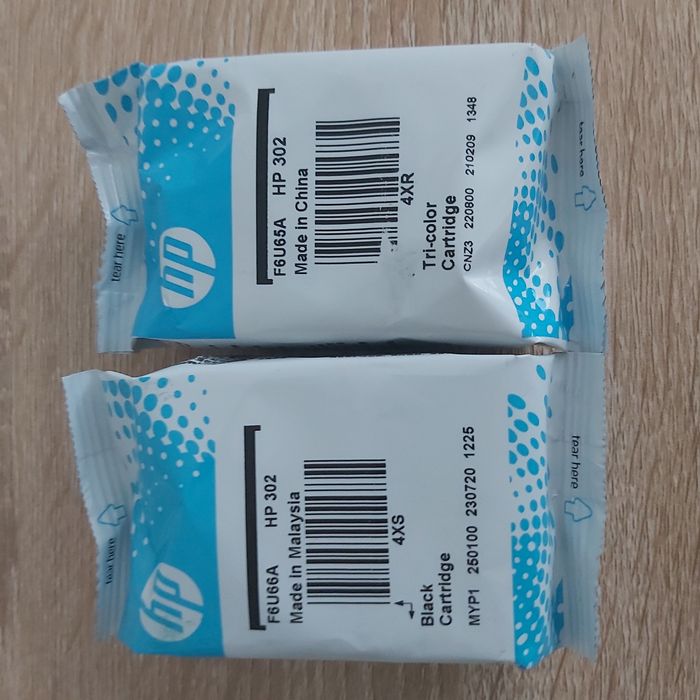 Lot de 2 cartouches d'encre d'imprimante hp 302 -black + colore-