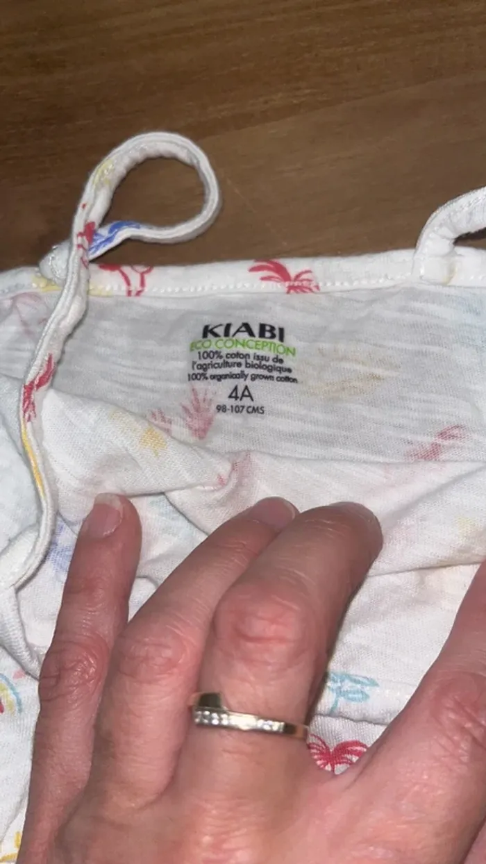 Combi short kiabi 4 ans ( taille petit ) - photo numéro 5