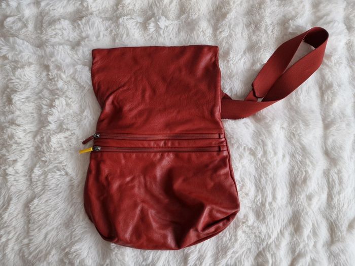 Lot 2 sacs Mandarina Duck cuir - photo numéro 3