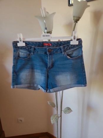 short en jean taille 38