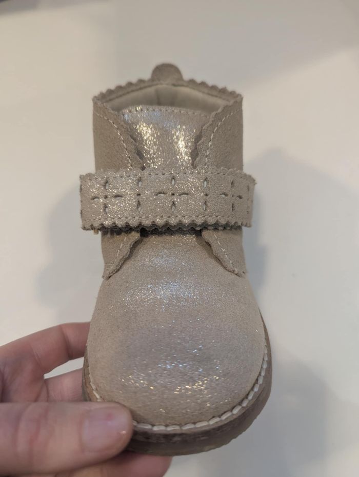 Bottines bébé fille pailletées – taille 24