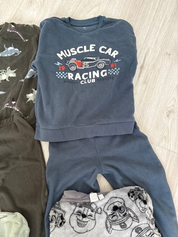Lot pyjamas velours garçon 6 ans - photo numéro 4
