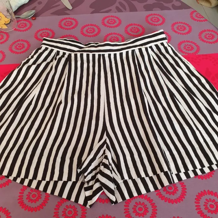 Short a rayures h et m