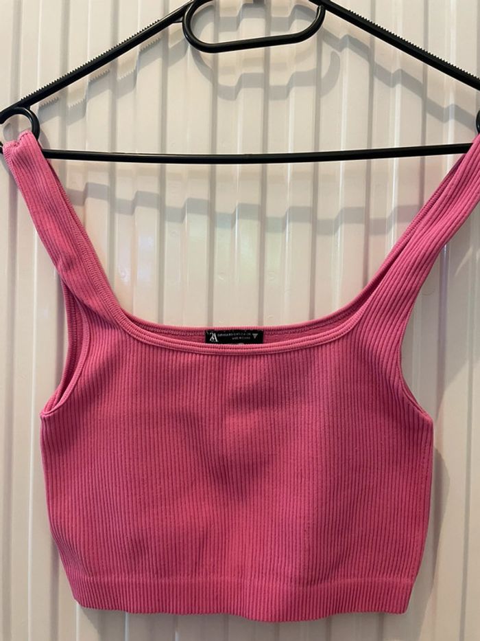 Crop top côtelé rose