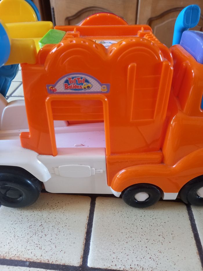 Mon super camion transporteur tu tu bolide - photo numéro 7