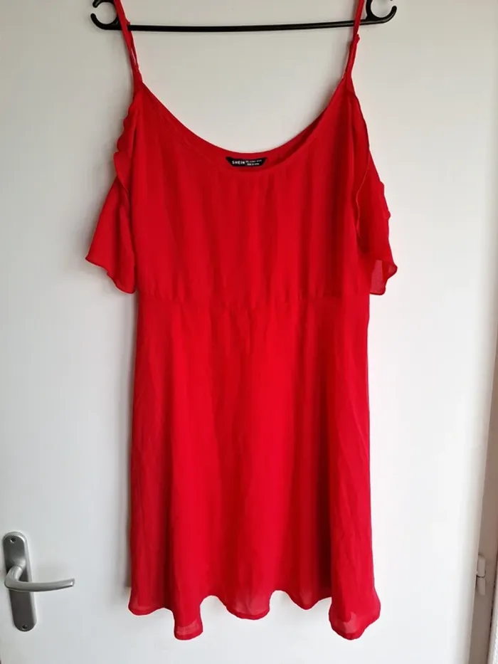 Magnifique robe été rouge 🔥