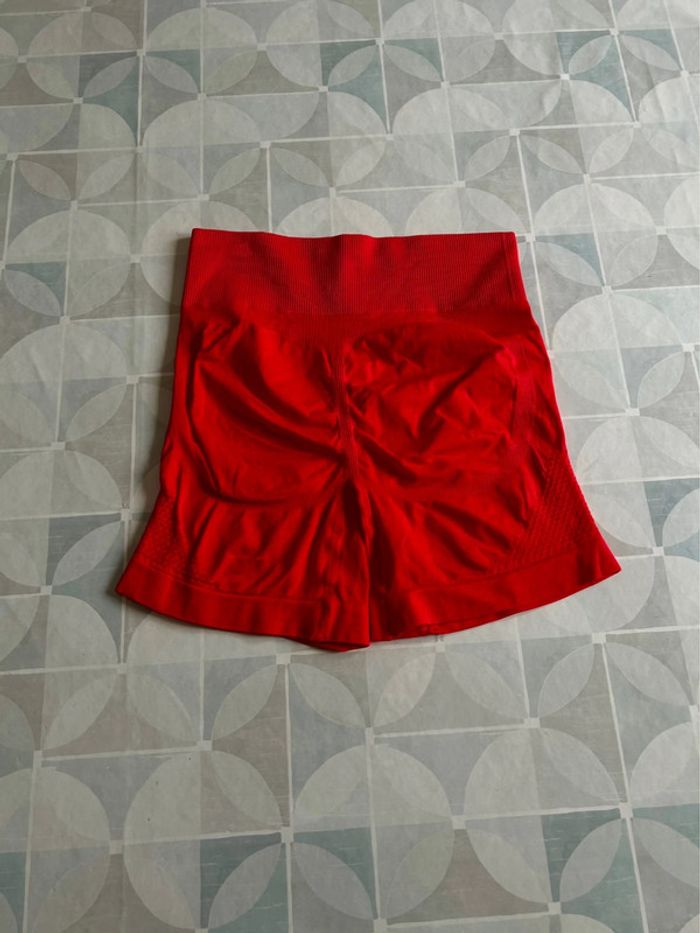 Short de sport femme 36 / S - Shein - neuf - photo numéro 2
