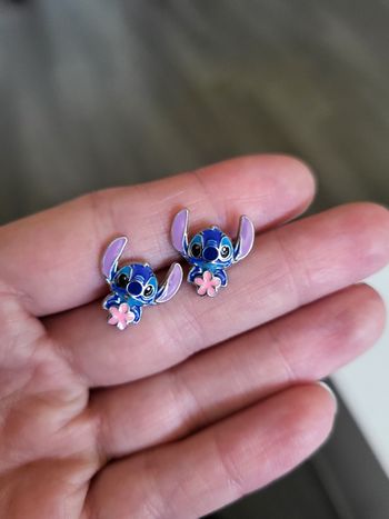 Boucles d'oreilles Stitch