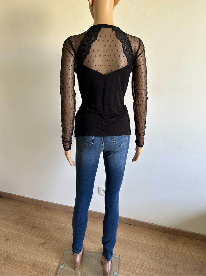 Haut noir avec dentelle et plumetis Morgan taille M TBE - photo numéro 6