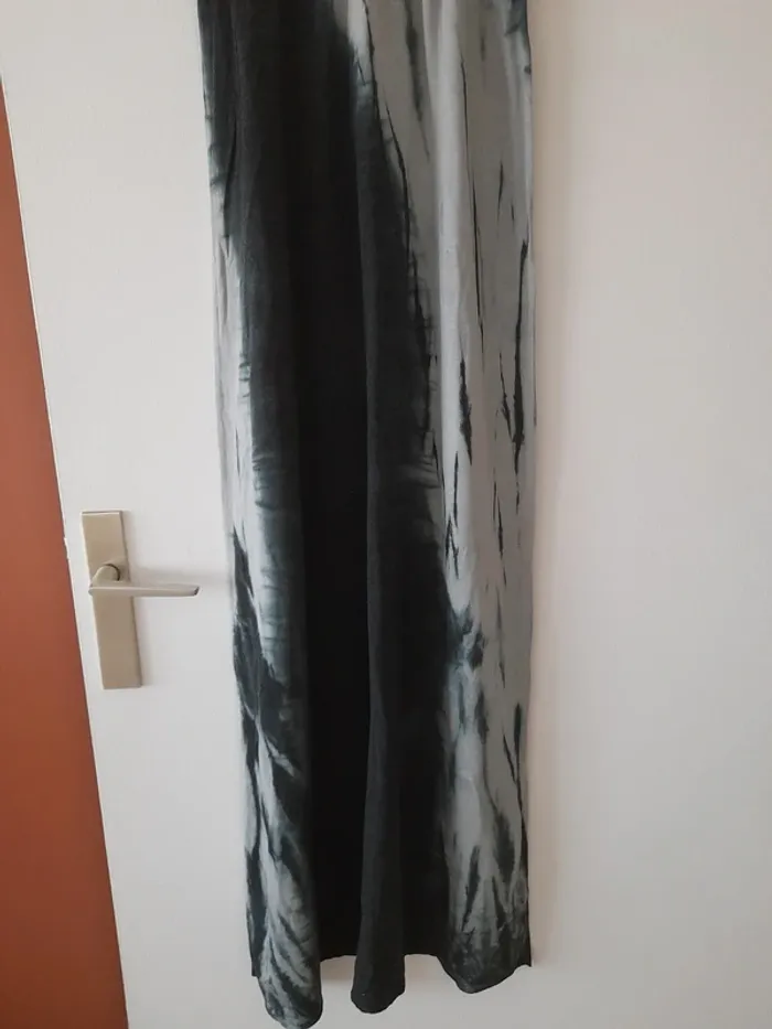 Robe longue fines bretelles - photo numéro 3