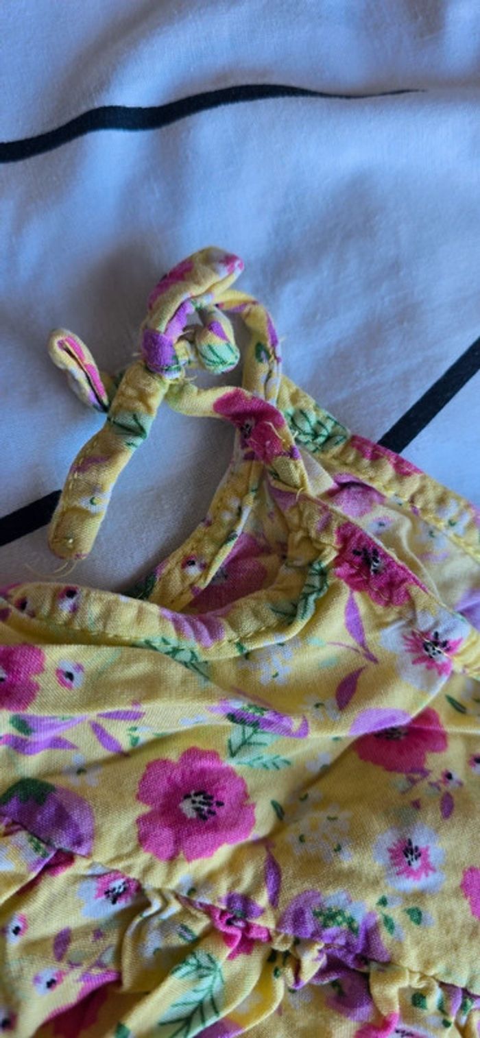 Adorable robe d'été fleurie jaune et rose, taille 3 ans - photo numéro 4