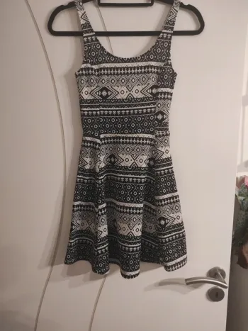 Robe motif noir, H&M T32/12ans