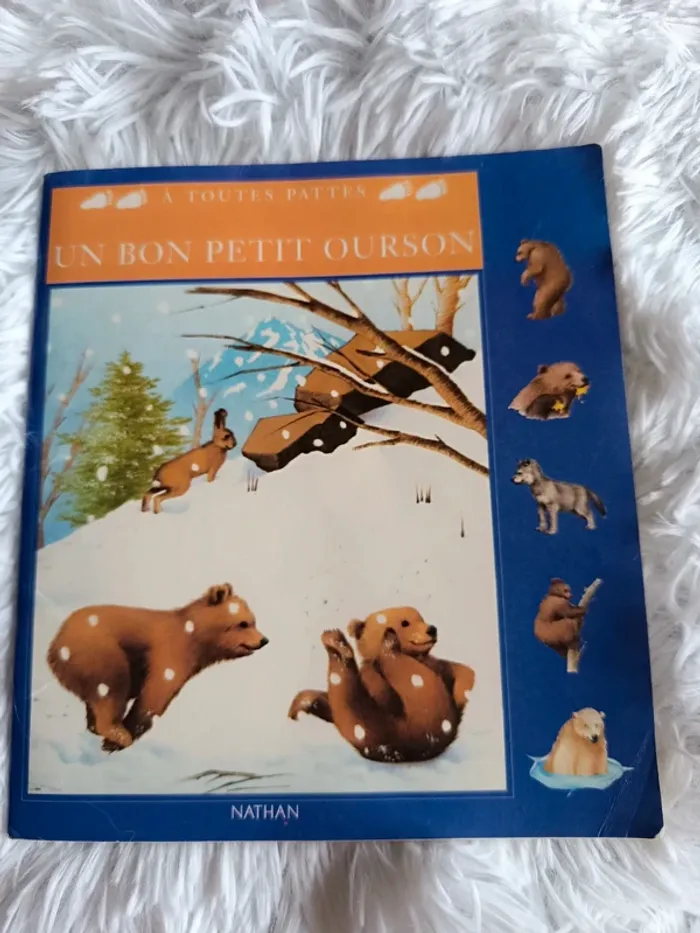 Livre Un bon petit ourson _ A toutes pattes _ Nathan ( vintage 1999 ) - photo numéro 2