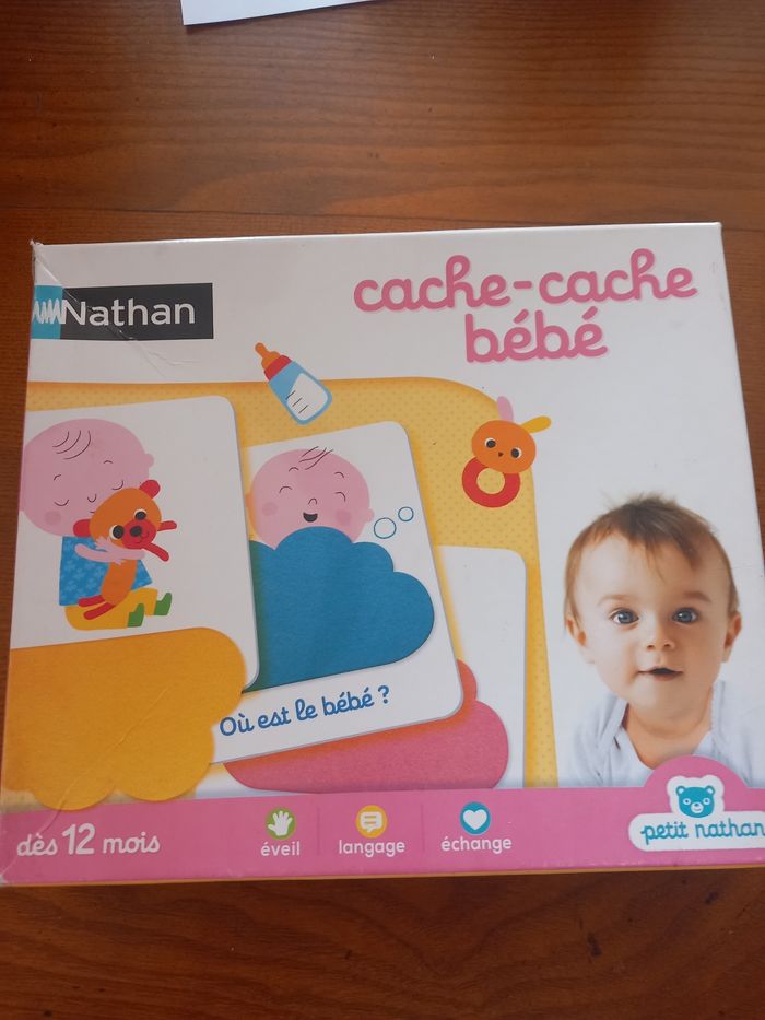 Jeu cache cache bébé