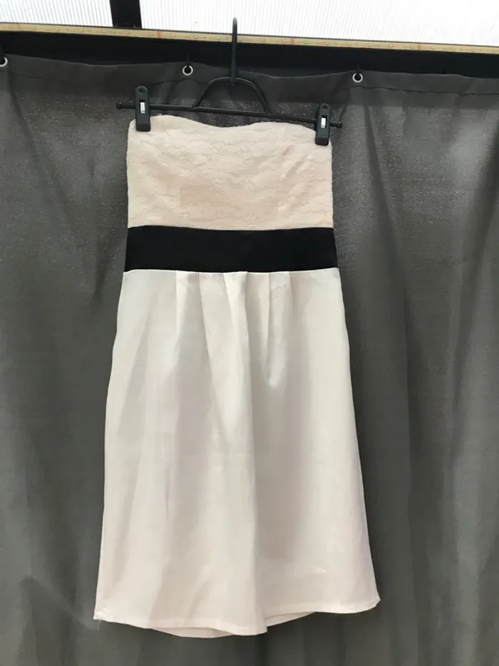 Robe noir et blanc