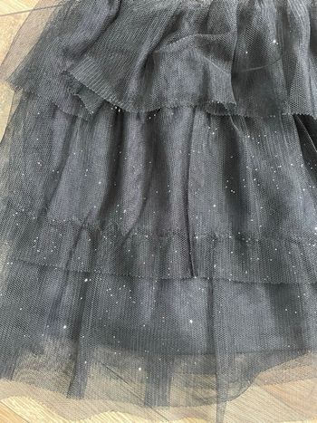 Jupe noire tulle paillettes élastique doré Gémo 5 ans