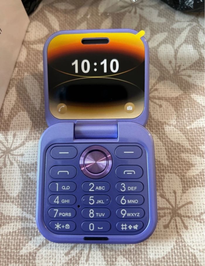 Mini téléphone enfant - photo numéro 2