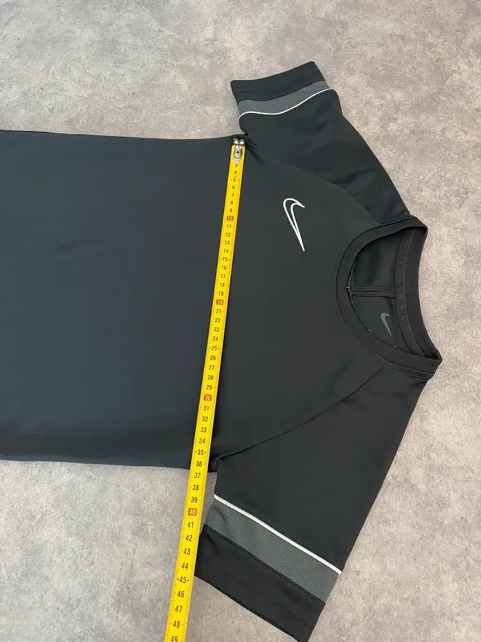 T-shirt Nike Dry-Fit - photo numéro 4
