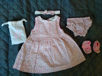 robe + accessoires, tape à l'oeil taille 1 mois