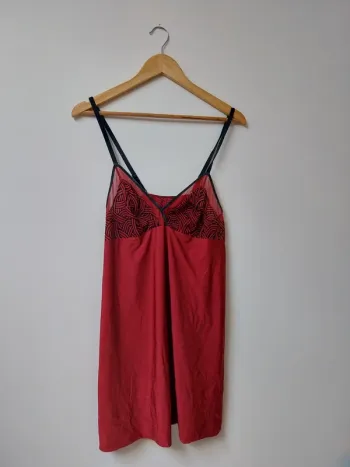 Nuisette bordeau et noire Sans complexe 42/44