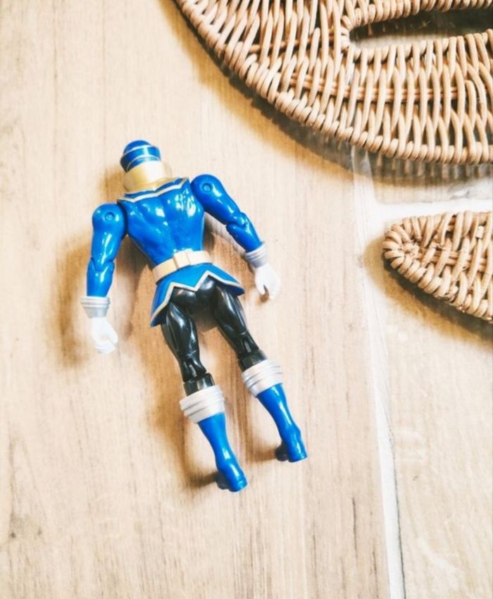 🙅 Power rangers super megaforce- Figurine du ranger bleu -marque Bandai - photo numéro 2