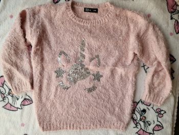 Pull licorne rose
